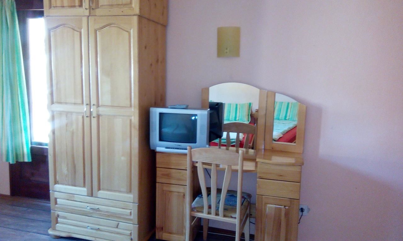 Дома для отпуска Guest House Lorian Маджаре-14